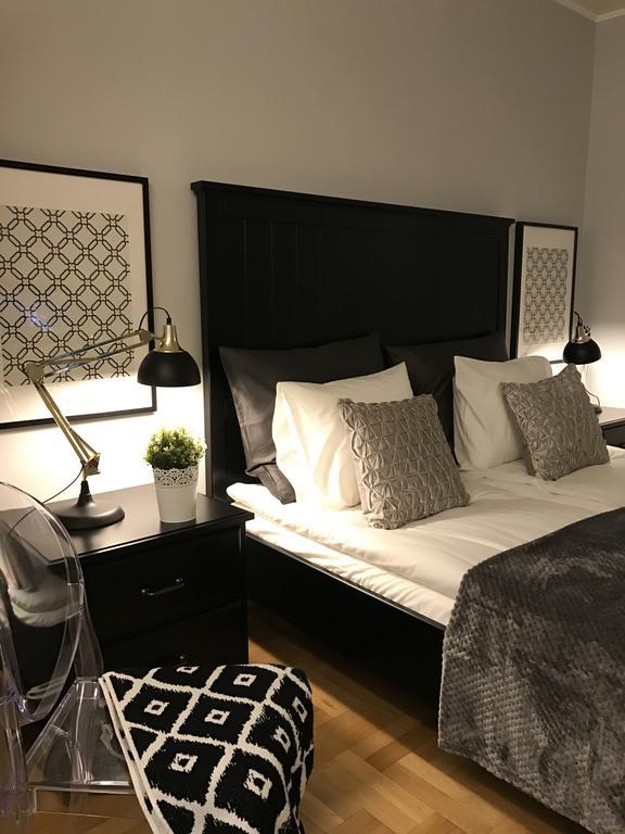 Old City Apartment *